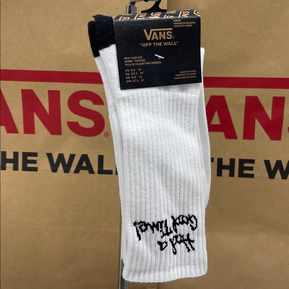 VANS "Off The Wall" Crew socks 
Vans socks (1 pair) Have a good time logo